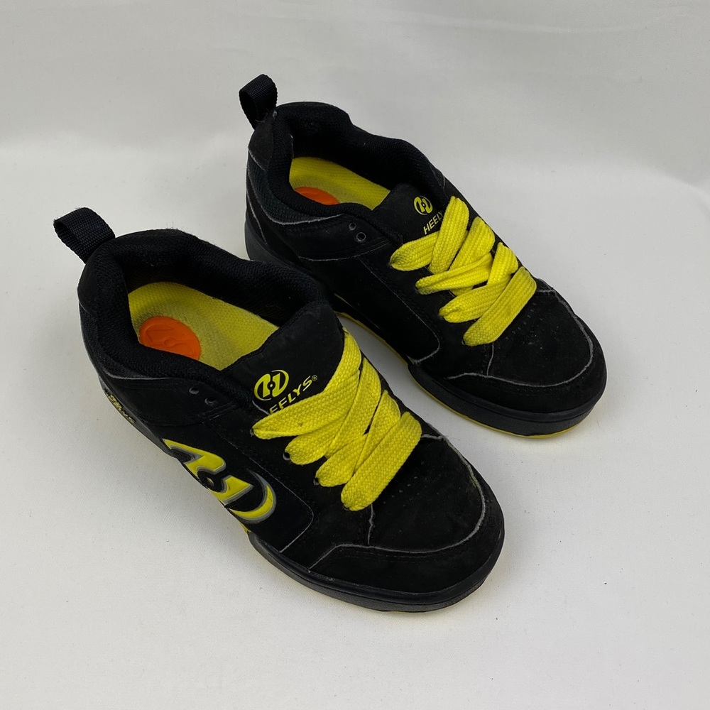 Heelys Skate Shoe size 2Y